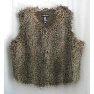 NY & Co. Faux Fur Vegan Plush Vest Women's Lge NWT